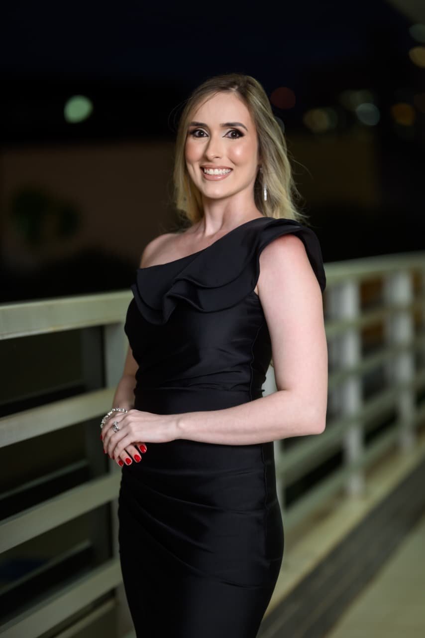 Dra. Lenicy Maciel - Advogada Previdenciária